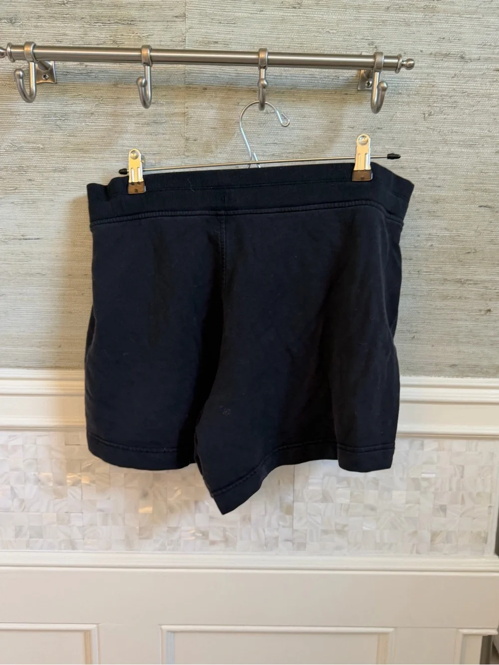 Large Athleta balance drawstring shorts Black Women's Lounge